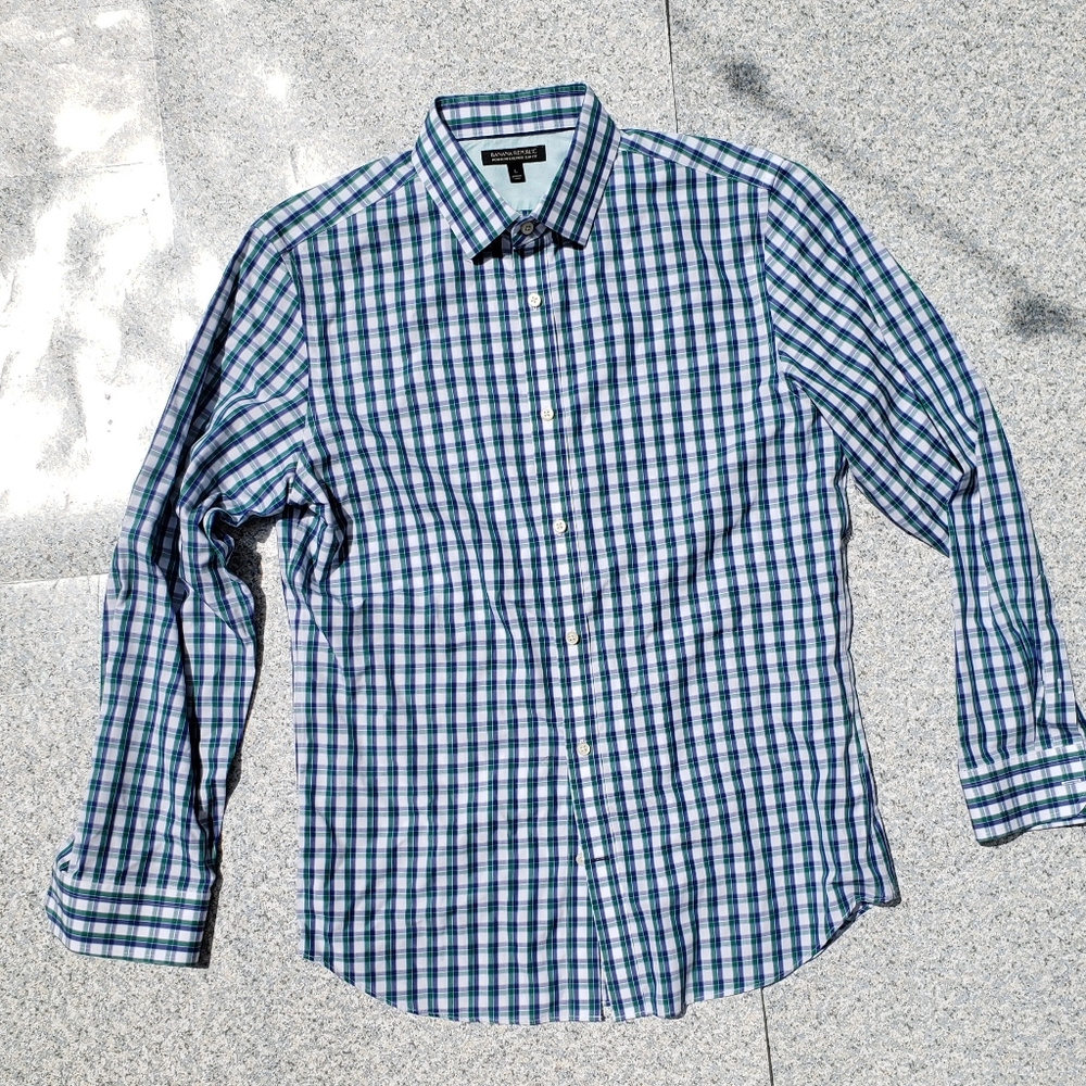 Banana Republic Men's Dress Shirt Size L